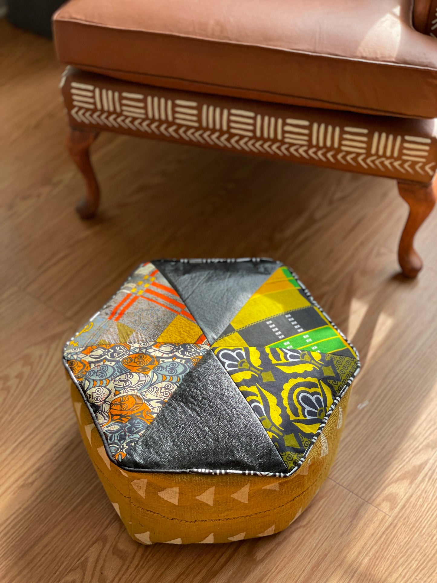 HoN Hexagon Floor Pouf